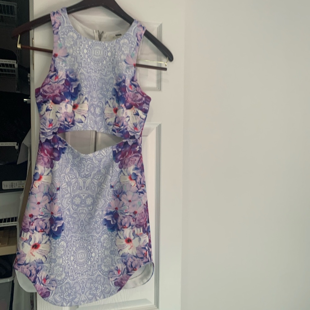 LF dress with front cut out